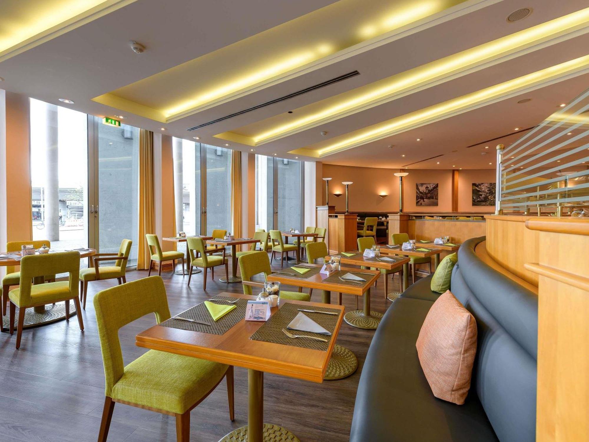 Novotel Freiburg Am Konzerthaus Екстериор снимка