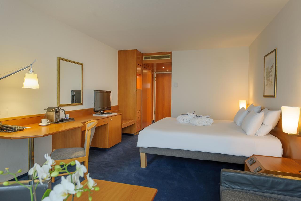 Novotel Freiburg Am Konzerthaus Екстериор снимка